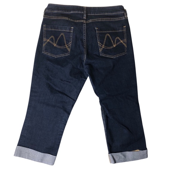 NY&Co Curvy Skinny Crop Jeans Sz8 Dark Wash Cuffed Stretch Casual Summer Classic - Picture 2 of 7